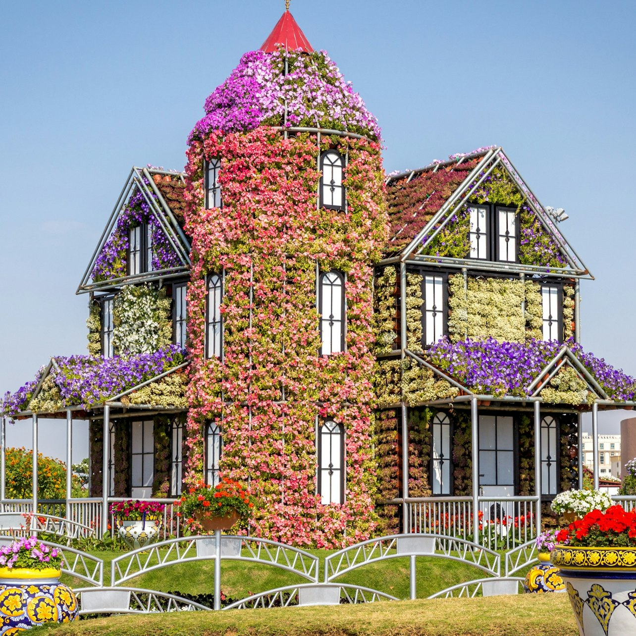 Dubai Miracle Garden - Photo 1 of 4